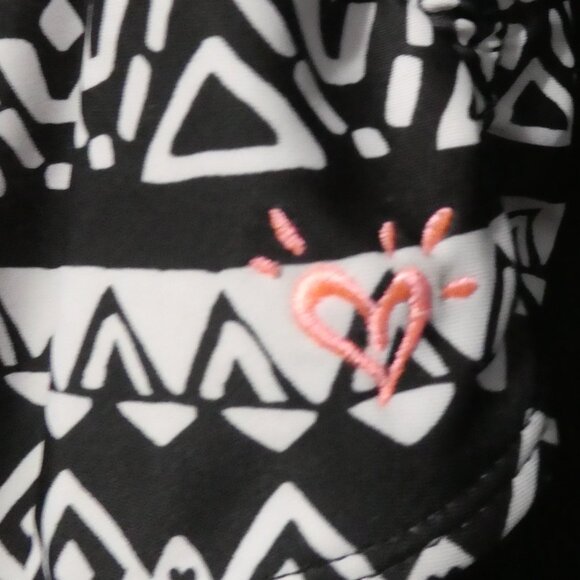 One-Shoulder Black, White, and Pink One Piece Swimsuit With Ruffles | 7-8 years - Picture 8 of 13